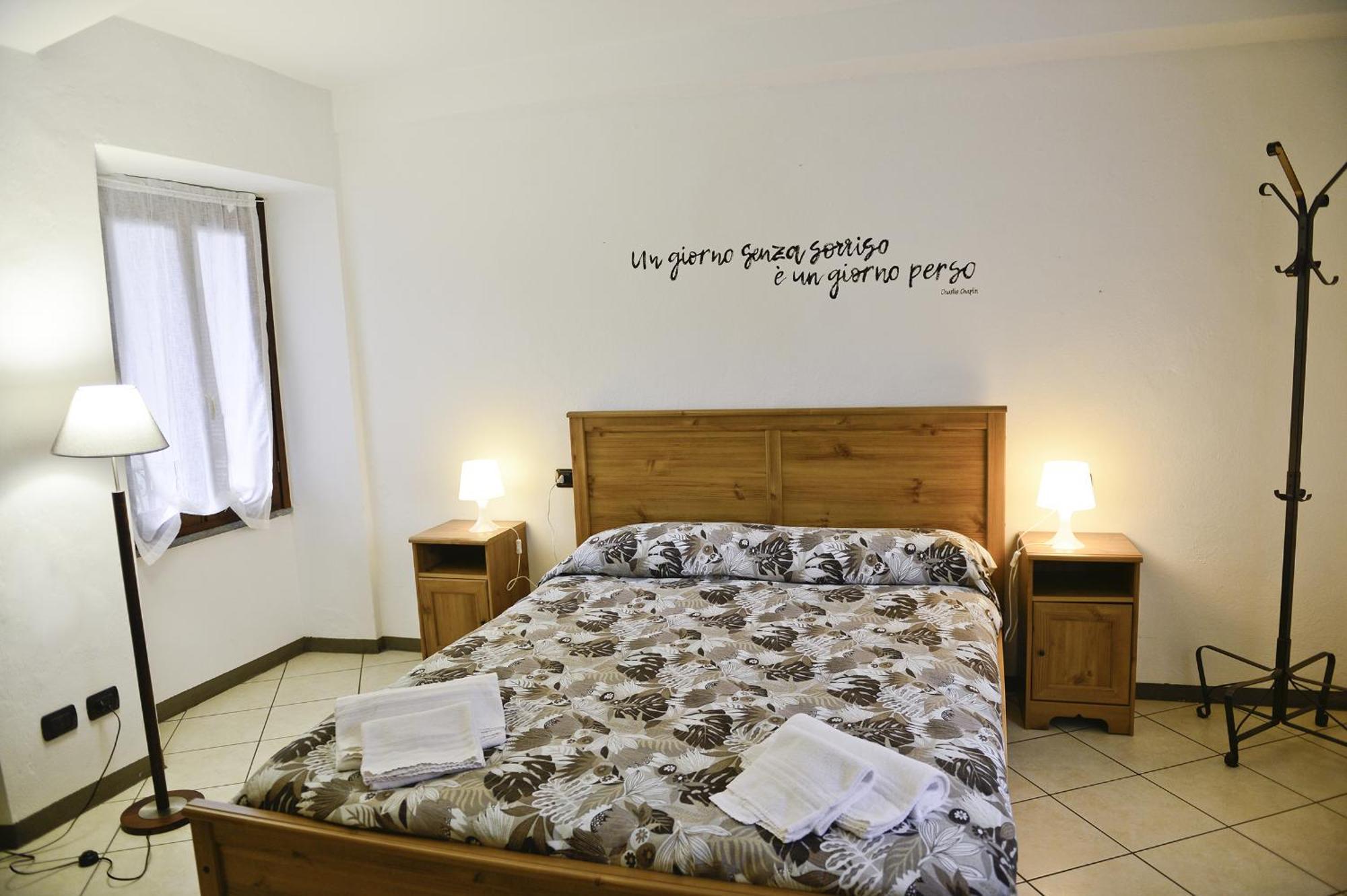 A Casa Di Sole Brovello Apartment Exterior photo
